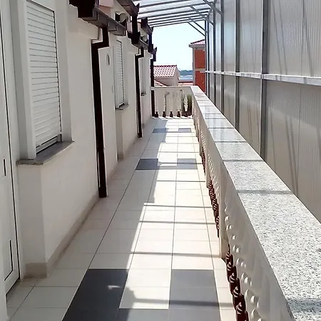 Damjan Apartment