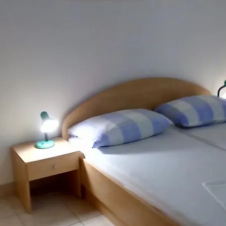 Damjan Apartment *