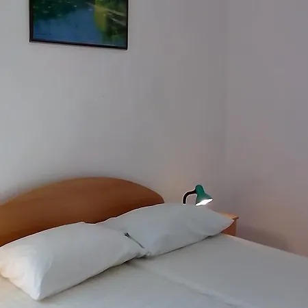Damjan Apartment